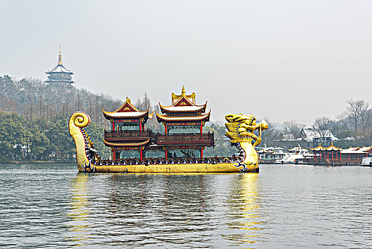 杭州西湖雪景,画舫,游船