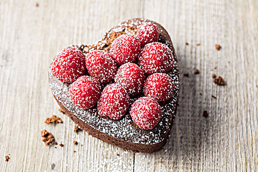 迷你,心形,巧克力蛋糕,树莓,不含谷蛋白