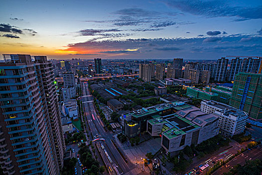 新静安夜景