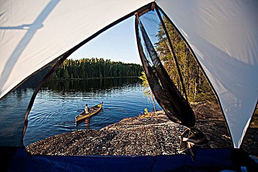 男青年,独木舟,露营,两星期大,省立公园,北安大略,加拿大