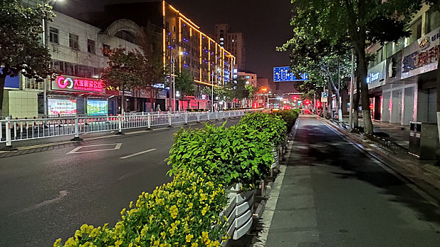 江苏省溧阳市江南春站夜景