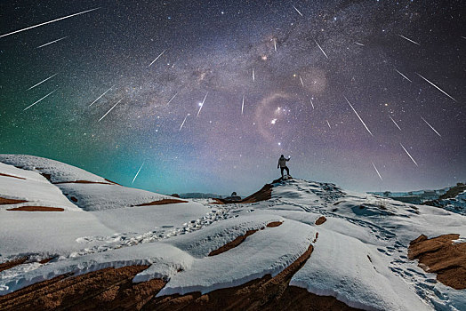 陕西靖边波浪谷星空银河