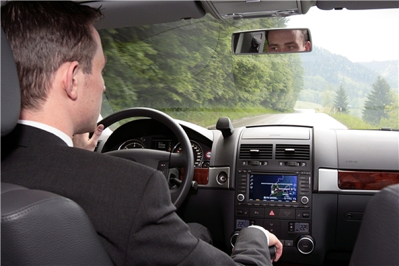 开车图片_开车高清图片_全景视觉