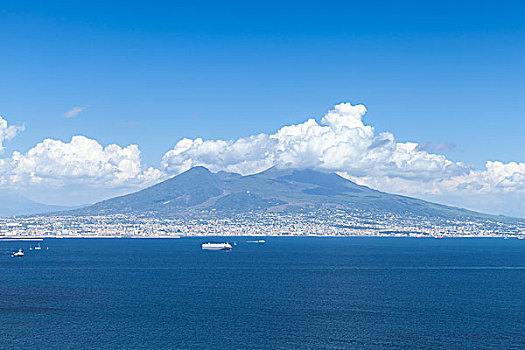 意大利,海边风景,维苏威火山,地平线
