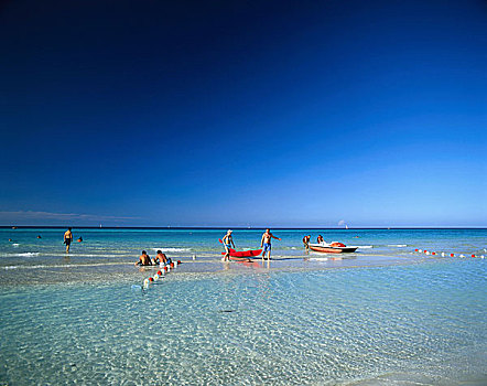 加勒比,水,浅,游泳,无肖像权,海洋,旅游,坐,降温,轻松,享受,休闲,爱好,度假,暑假