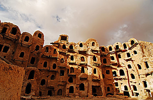 libya,kabaw,qasr,or,old,grain,storage,chambers