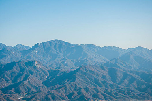 连绵起伏,山峰