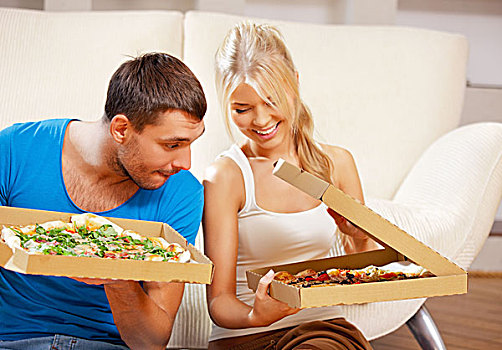 高兴,浪漫,情侣,吃饭,比萨饼,在家