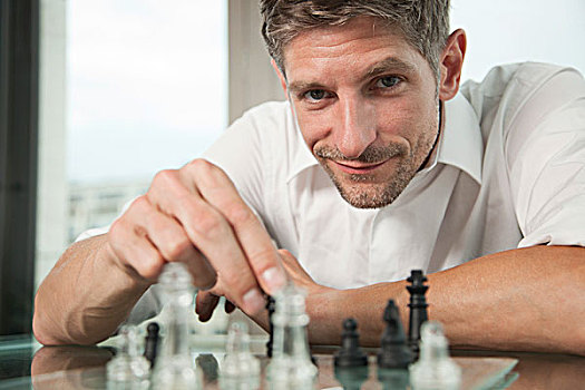 一个,男人,头像,办公场所,玩,下棋