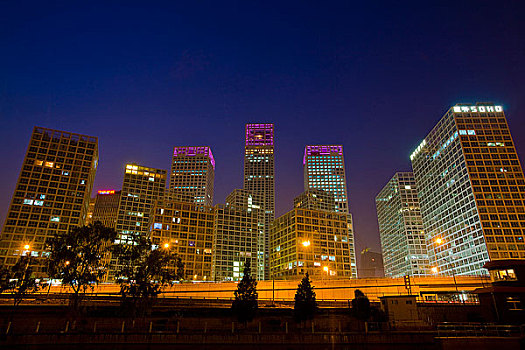 北京cbd,建外soho写字楼夜景