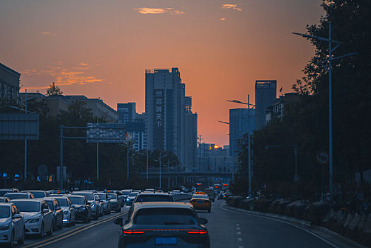 抓住太阳的尾巴