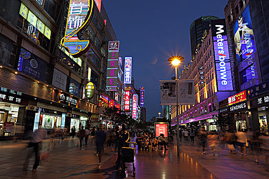 南京路商业街,夜景一景