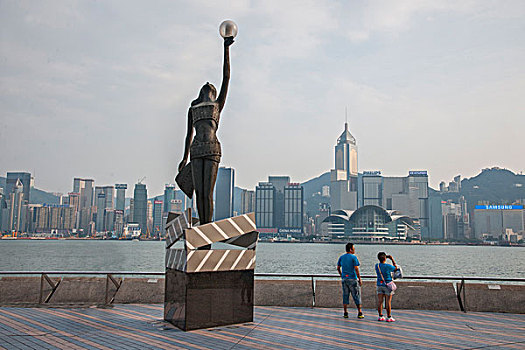 香港九龙维多利亚湾星光大道雕塑