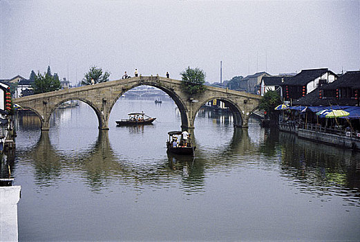 上海朱家角放生桥