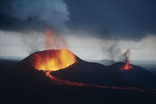 火山爆发,溅污,排列,火山岩,喷泉,放射状,裂缝,二月,东方,伊莎贝拉岛,加拉帕戈斯群岛,厄瓜多尔