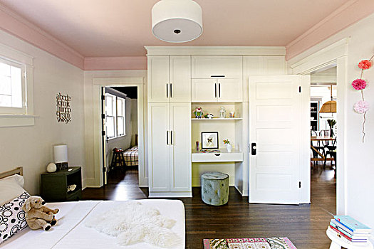 双人床,白色,衣柜,梳妆台,宽敞,卧室,木地板