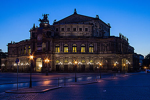 塞帕歌剧院,德累斯顿,夜晚
