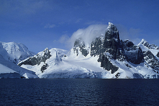 南极半岛,山峦,冰河,雷麦瑞海峡