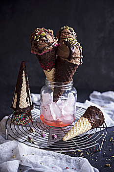 巧克力,冰淇淋,开心果,罐