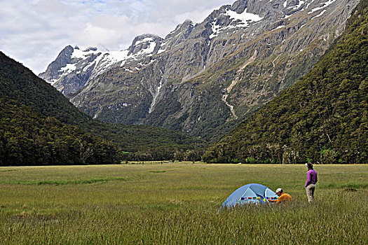 情侣,露营,地点,山,新西兰