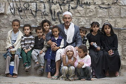 老人,70-75岁,老,围绕,孩子,也门,中东