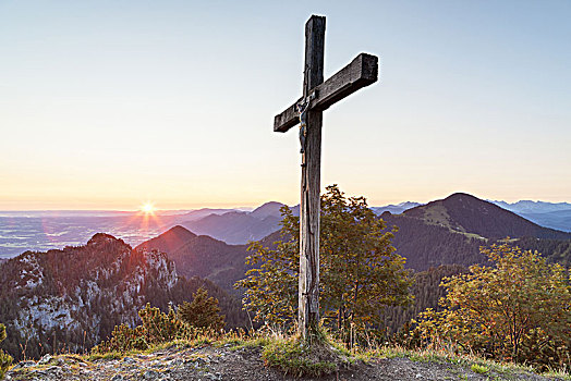 日出,顶峰,后面,齐姆高,阿尔卑斯山,上巴伐利亚,巴伐利亚,德国南部,德国,欧洲