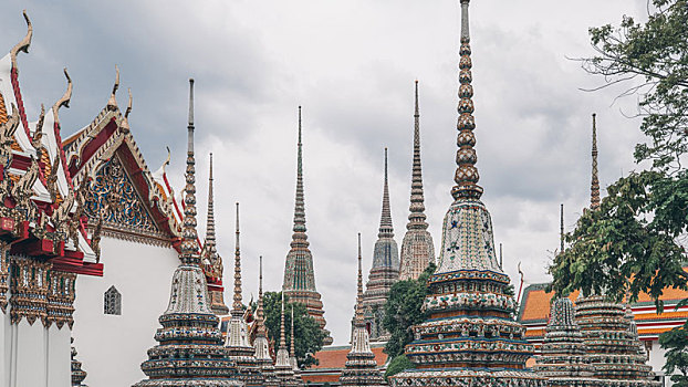 泰国佛教寺庙佛塔,曼谷卧佛寺建筑与佛塔