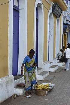 女人,销售,水果,街道,老,葡萄牙人,地区,帕那吉,果阿,印度