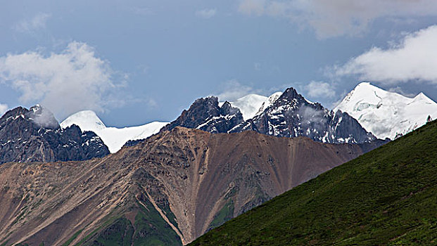 布加山