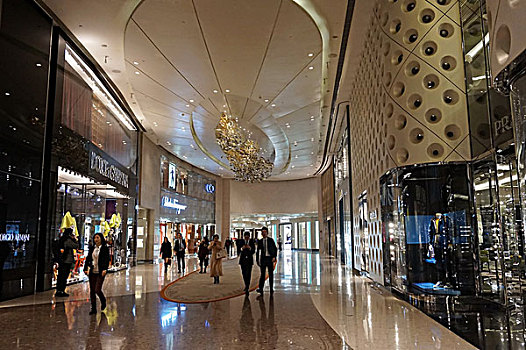 上海ifc国金商场高贵精致的购物环境