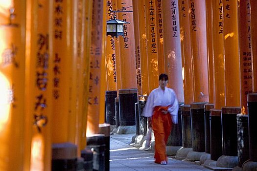 大门,伏见稻荷大社,神祠,京都,本州,日本