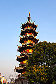 上海龙华寺和龙华塔