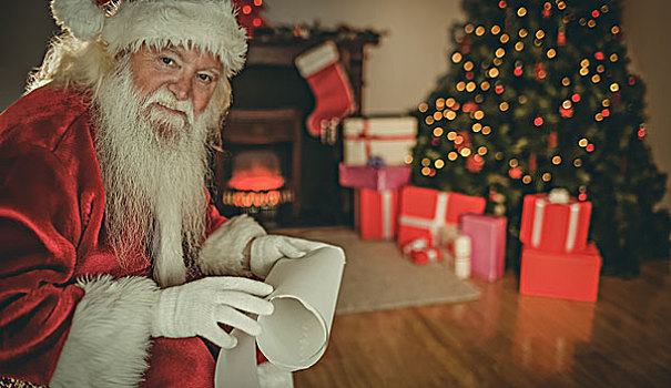 微笑,圣诞老人,拿着,卷,在家,客厅