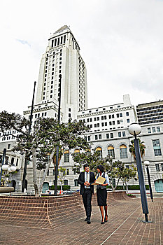 商务人士,走,地砖,洛杉矶,市政厅,加利福尼亚,美国