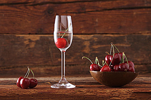 玻璃杯,樱桃,烈性酒,正面,乡村,木
