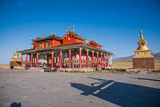 巴音布鲁克草原巴润寺