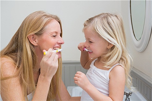高兴,母女,刷,牙齿