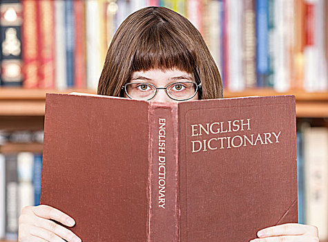女孩,看,上方,英文,字典,书本