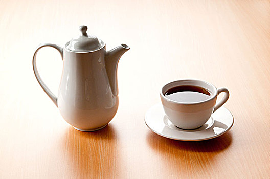 茶,木桌子