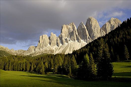 山,多罗迈特,阿尔卑斯山,白云岩,南蒂罗尔,意大利