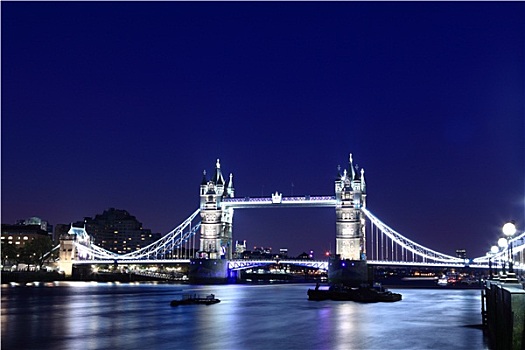 塔桥,伦敦