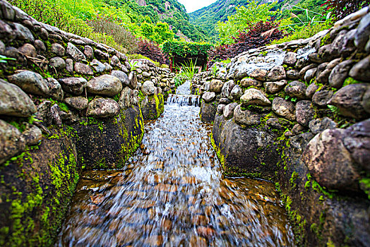 水渠,小溪,清流,山泉,流水,长廊