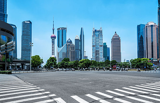 上海cbd摩天大楼街道街景