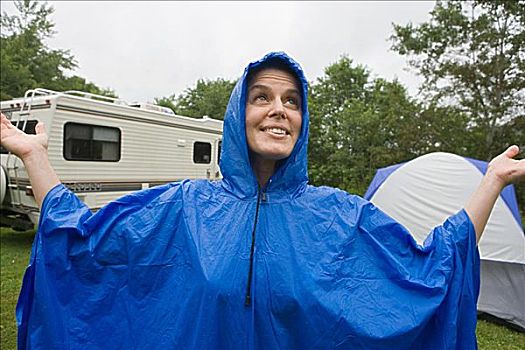 女人,穿,蓝色,塑料制品,雨衣