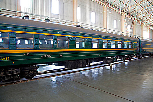 古老的绿皮火车