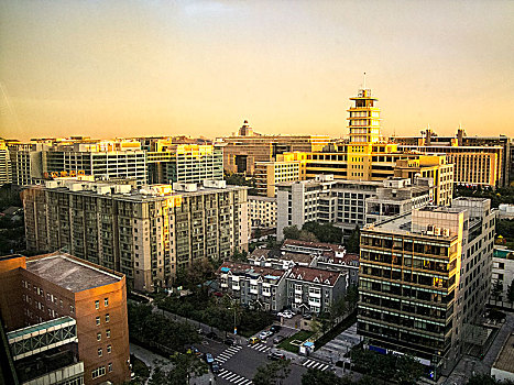 夕阳下的北京电报电信大厦