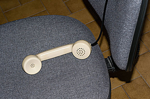 电话听筒,椅子