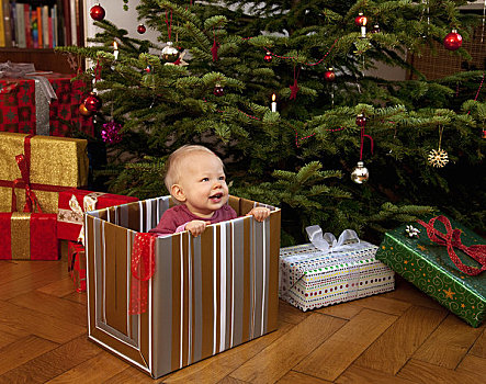 婴儿,玩,室内,圣诞礼物