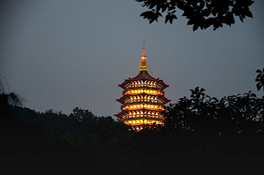 杭州六和塔夜景