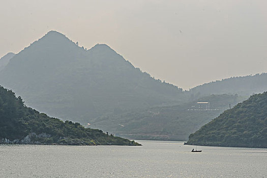 远山,树林,船,风景,山,湖,水